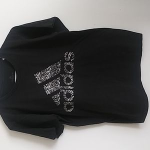 Adidas Tee shirt Woman's Medium